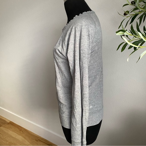 Lululemon Reversible Long Sleeve Top - Picture 3 of 12